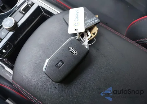 2021 Kia K5 Gt из США, поврежденный, VIN 5XXG44J86MG070993